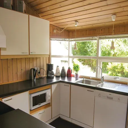 Holiday Gyldenrisvej V Holiday home *